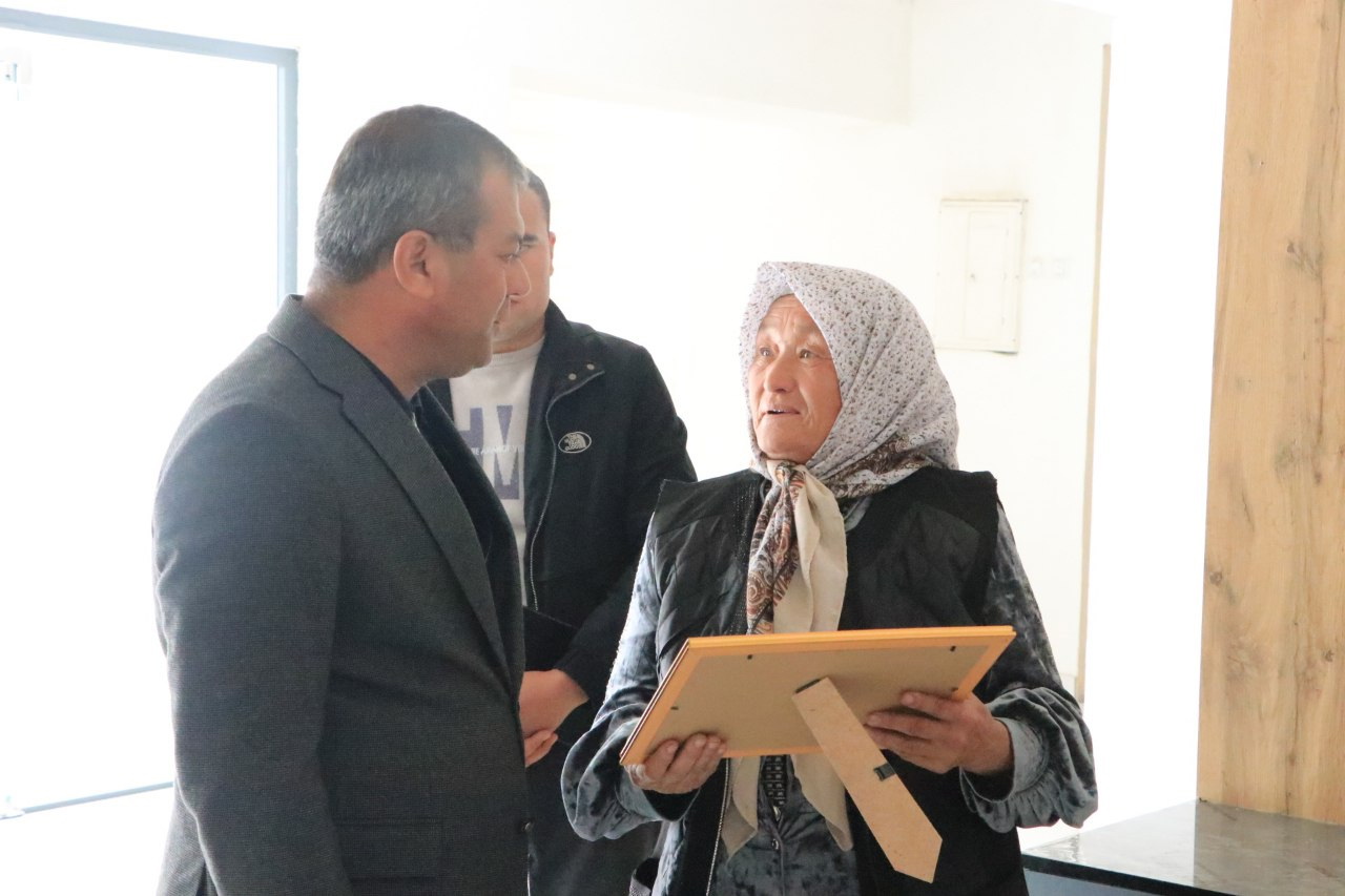 yoshlarga sartaroshlik